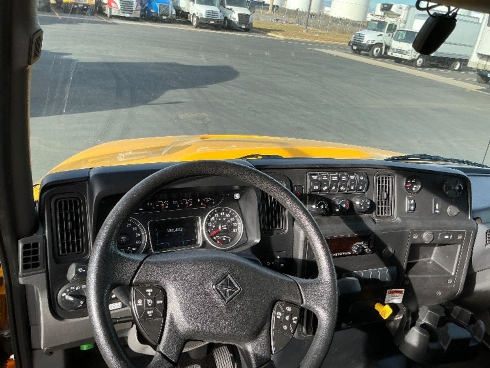 Medium Duty Box Truck-Light and Medium Duty Trucks-International-2021-MV607-Greeley-CO-186,484\n\t\tmiles-$ 44,250 - Image 18