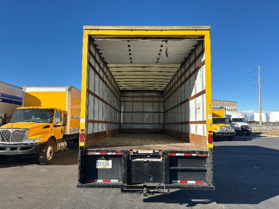 Medium Duty Box Truck-Light and Medium Duty Trucks-International-2021-MV607-Greeley-CO-186,484\n\t\tmiles-$ 44,250 - Image 8