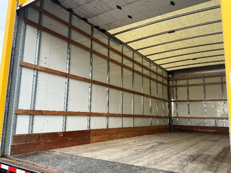 Medium Duty Box Truck-Light and Medium Duty Trucks-International-2021-MV607-Greeley-CO-186,995\n\t\tmiles-$ 38,000 - Image 10