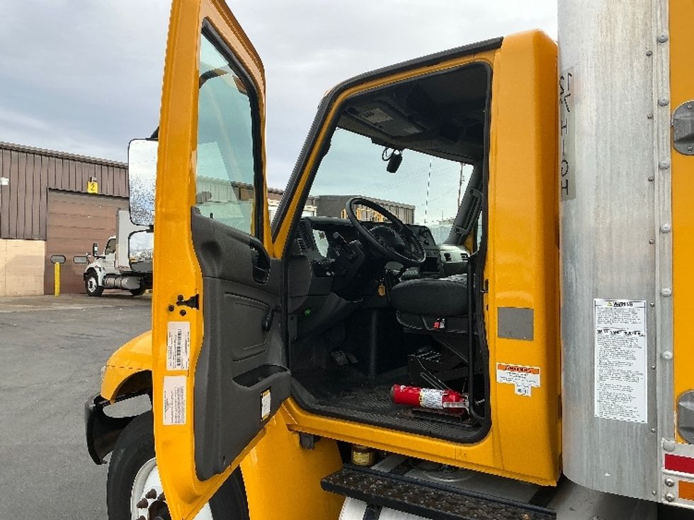 Medium Duty Box Truck-Light and Medium Duty Trucks-International-2021-MV607-Greeley-CO-186,995\n\t\tmiles-$ 38,000 - Image 15