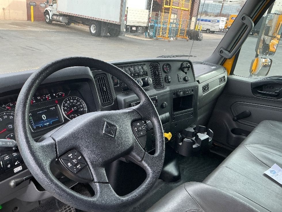 Medium Duty Box Truck-Light and Medium Duty Trucks-International-2021-MV607-Greeley-CO-186,995\n\t\tmiles-$ 38,000 - Image 16