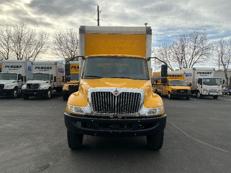 Medium Duty Box Truck-Light and Medium Duty Trucks-International-2021-MV607-Greeley-CO-186,995\n\t\tmiles-$ 38,000 - Image 2