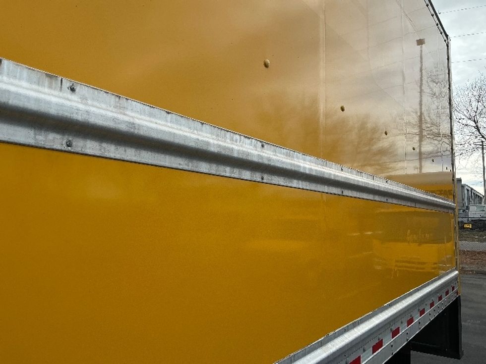 Medium Duty Box Truck-Light and Medium Duty Trucks-International-2021-MV607-Greeley-CO-186,995\n\t\tmiles-$ 38,000 - Image 26