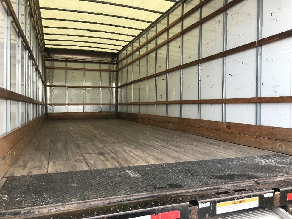 Medium Duty Box Truck-Light and Medium Duty Trucks-International-2021-MV607-Greeley-CO-187,067\n\t\tmiles-$ 44,500 - Image 10