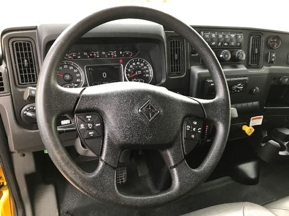 Medium Duty Box Truck-Light and Medium Duty Trucks-International-2021-MV607-Greeley-CO-187,067\n\t\tmiles-$ 44,500 - Image 18