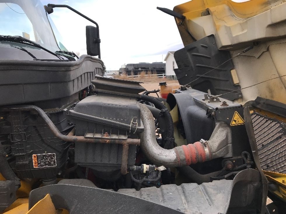 Medium Duty Box Truck-Light and Medium Duty Trucks-International-2021-MV607-Greeley-CO-187,067\n\t\tmiles-$ 44,500 - Image 23