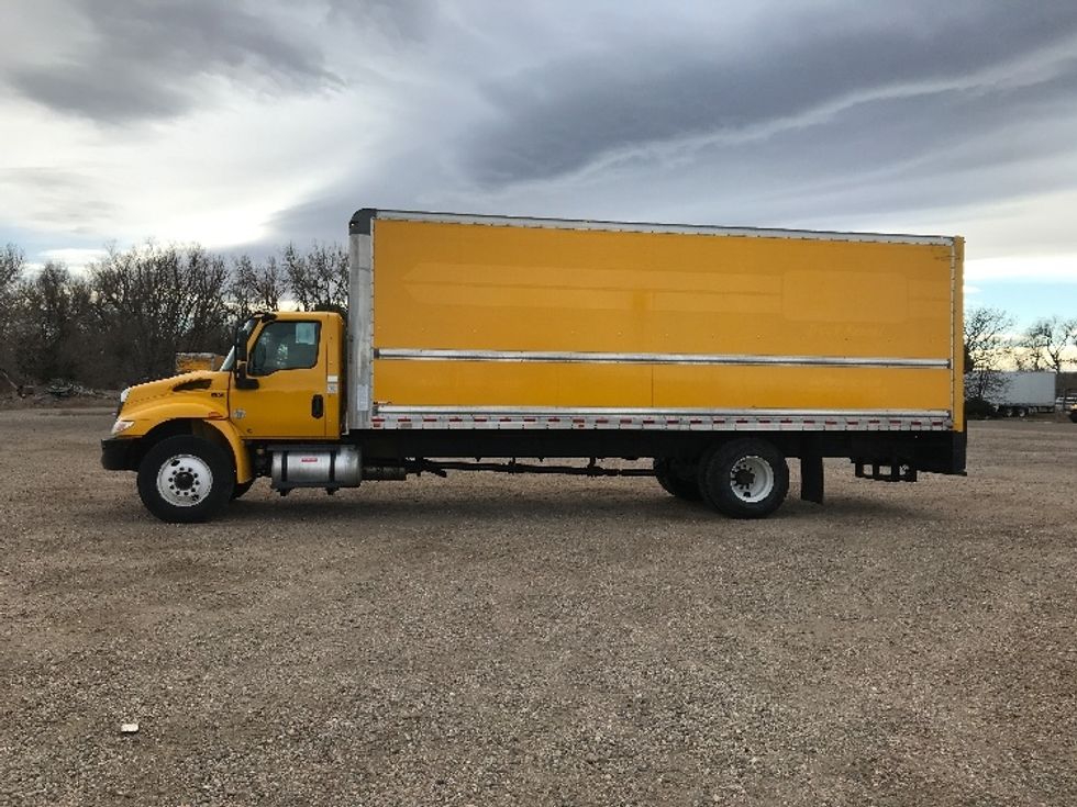 Medium Duty Box Truck-Light and Medium Duty Trucks-International-2021-MV607-Greeley-CO-187,067\n\t\tmiles-$ 44,500 - Image 4