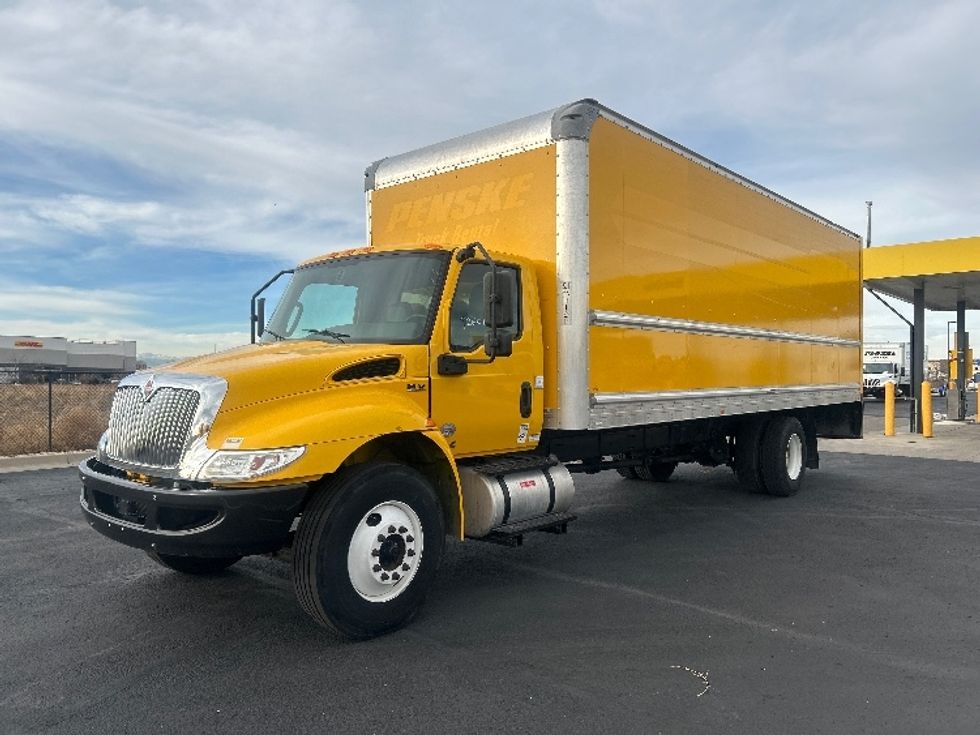 Medium Duty Box Truck-Light and Medium Duty Trucks-International-2021-MV607-Greeley-CO-193,127\n\t\tmiles-$ 43,500 - Image 3