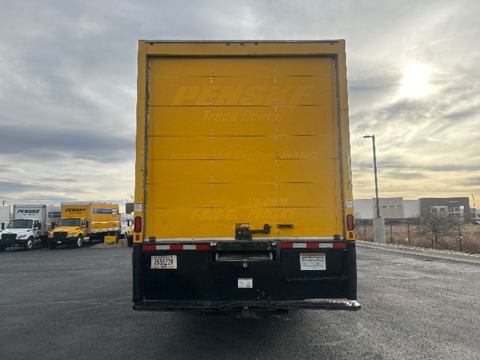 Medium Duty Box Truck-Light and Medium Duty Trucks-International-2021-MV607-Greeley-CO-193,127\n\t\tmiles-$ 43,500 - Image 7