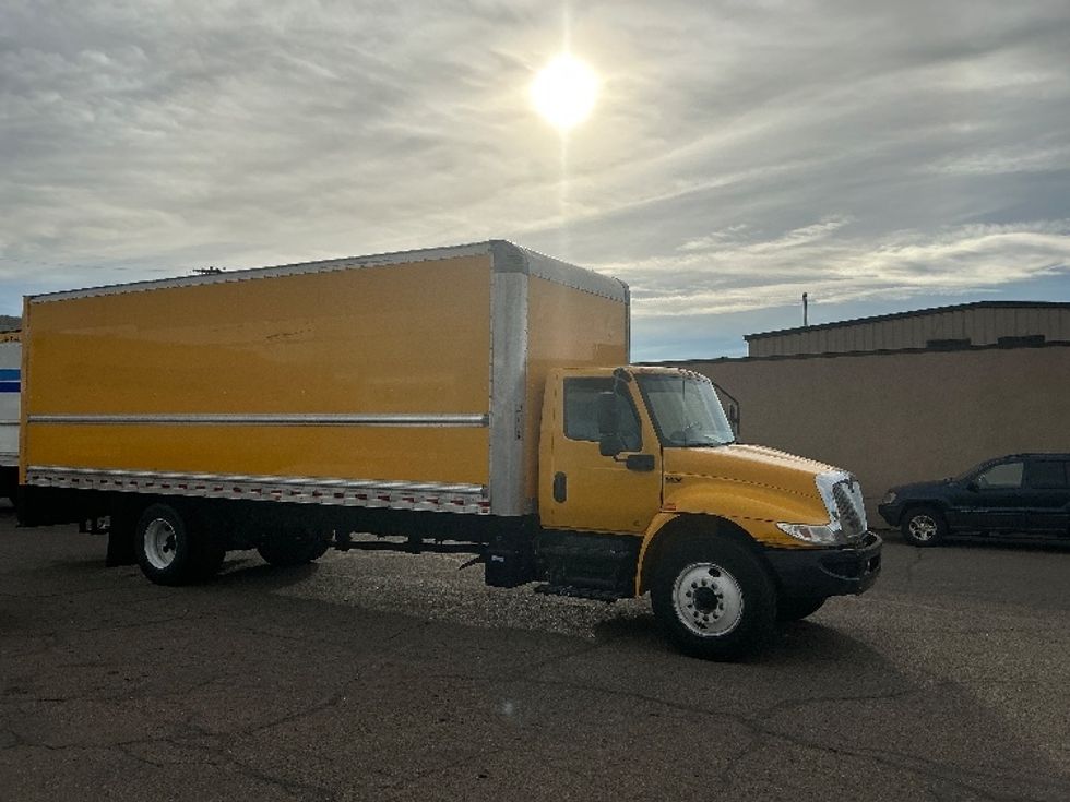 Medium Duty Box Truck-Light and Medium Duty Trucks-International-2021-MV607-Greeley-CO-194,115\n\t\tmiles-$ 43,250 - Image 18