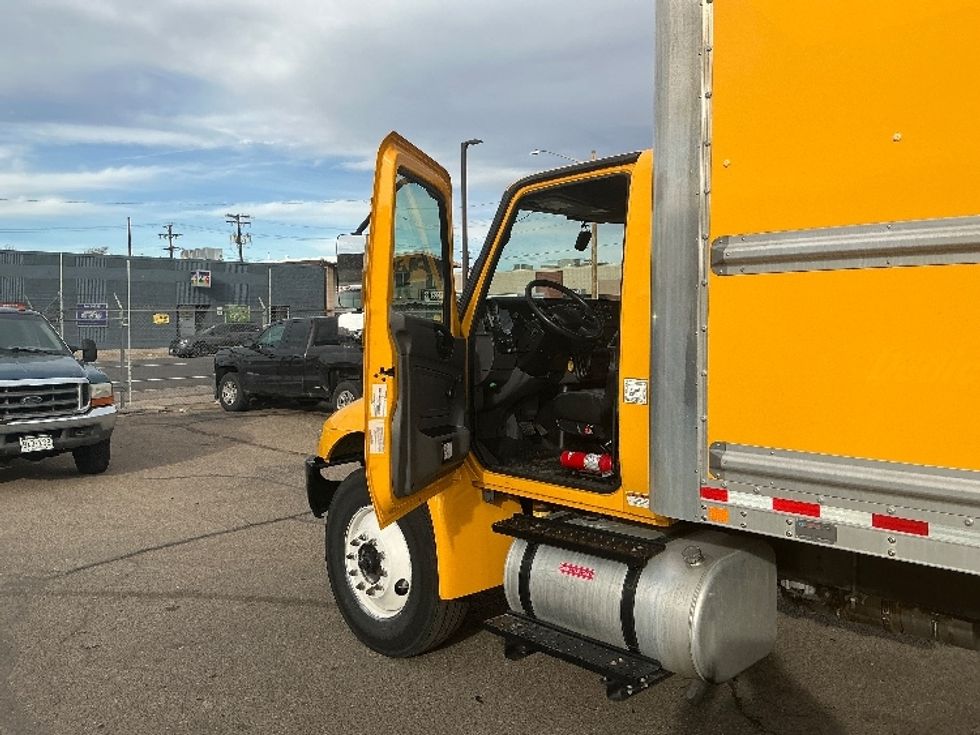 Medium Duty Box Truck-Light and Medium Duty Trucks-International-2021-MV607-Greeley-CO-194,115\n\t\tmiles-$ 43,250 - Image 19