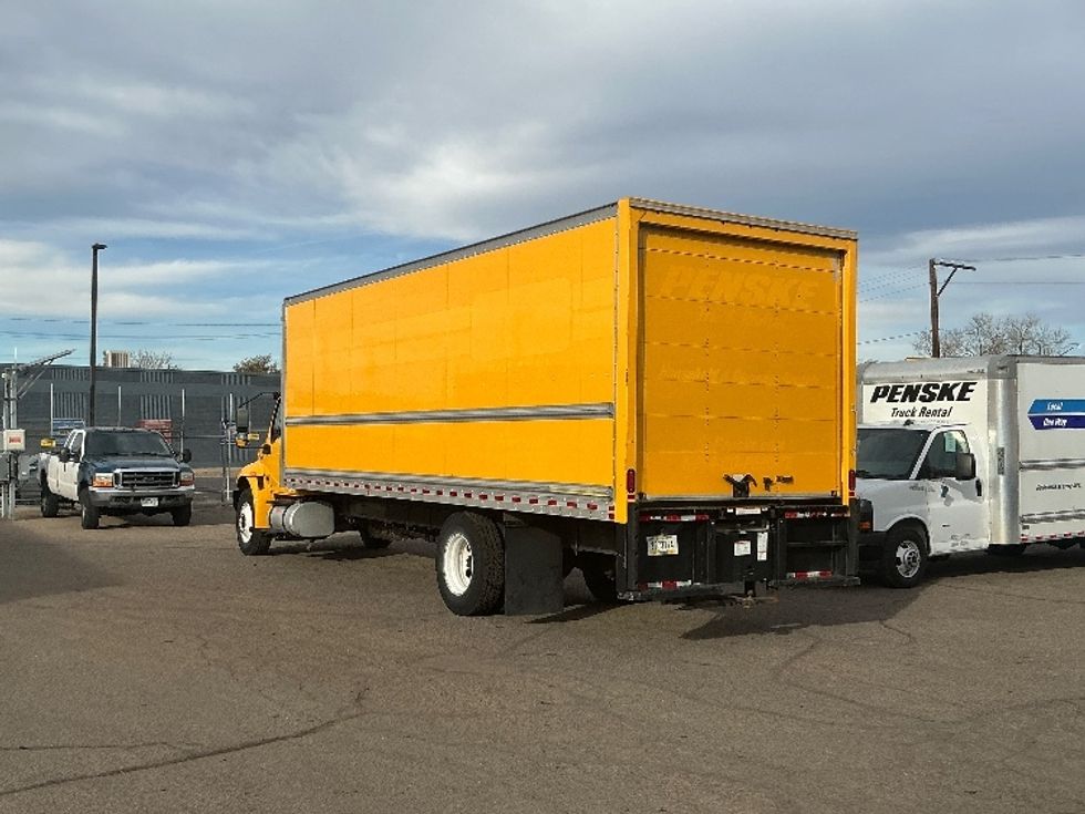 Medium Duty Box Truck-Light and Medium Duty Trucks-International-2021-MV607-Greeley-CO-194,115\n\t\tmiles-$ 43,250 - Image 6