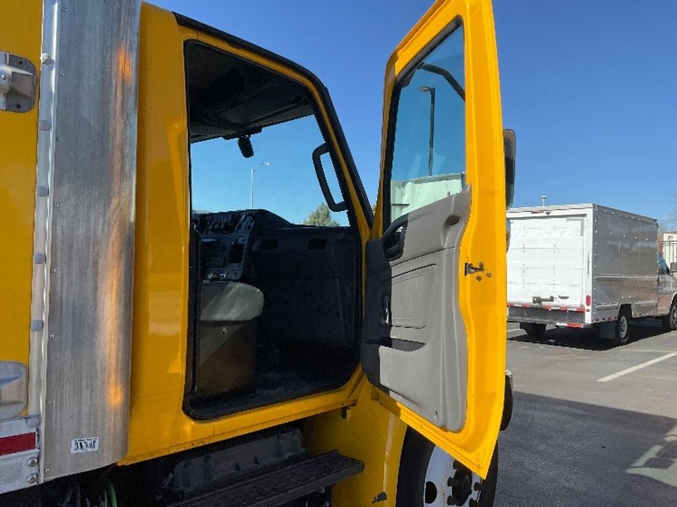Medium Duty Box Truck-Light and Medium Duty Trucks-International-2021-MV607-Greeley-CO-199,735\n\t\tmiles-$ 41,250 - Image 20