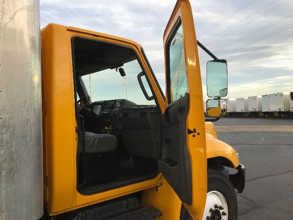 Medium Duty Box Truck-Light and Medium Duty Trucks-International-2021-MV607-Greeley-CO-206,885\n\t\tmiles-$ 41,250 - Image 20