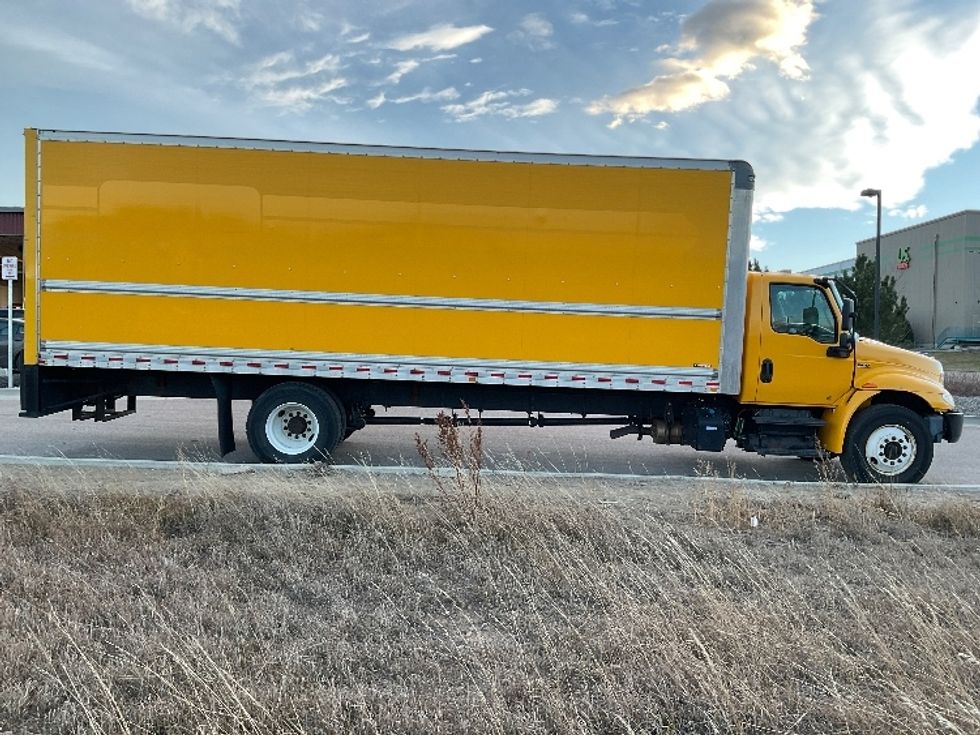 Medium Duty Box Truck-Light and Medium Duty Trucks-International-2021-MV607-Greeley-CO-217,112\n\t\tmiles-$ 38,500 - Image 14