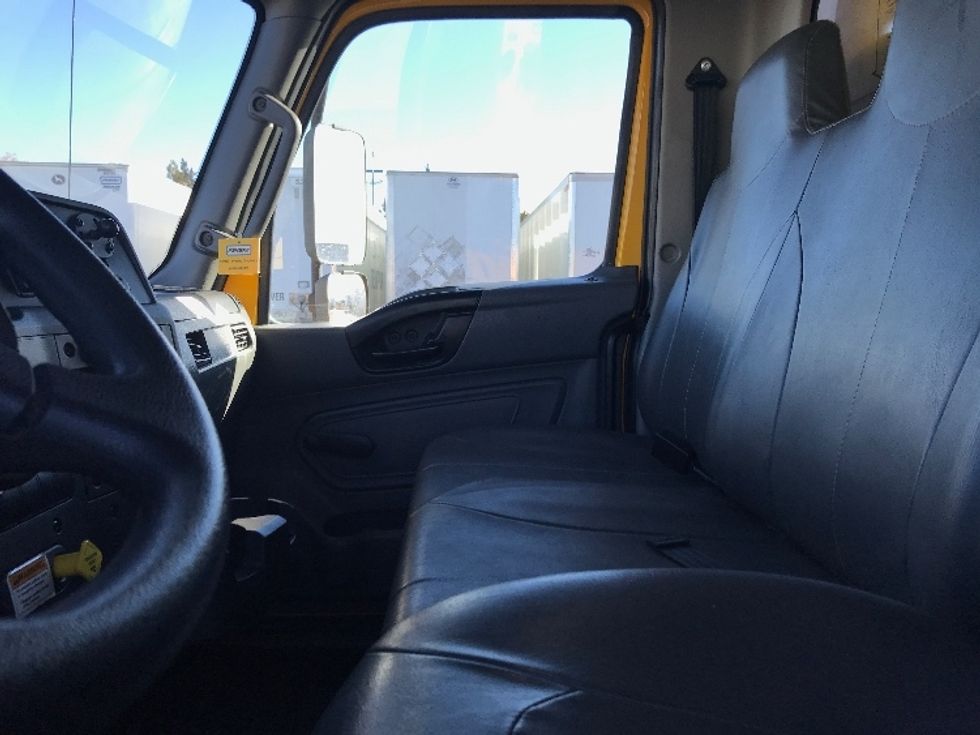 Medium Duty Box Truck-Light and Medium Duty Trucks-International-2021-MV607-Greeley-CO-218,917\n\t\tmiles-$ 39,500 - Image 18