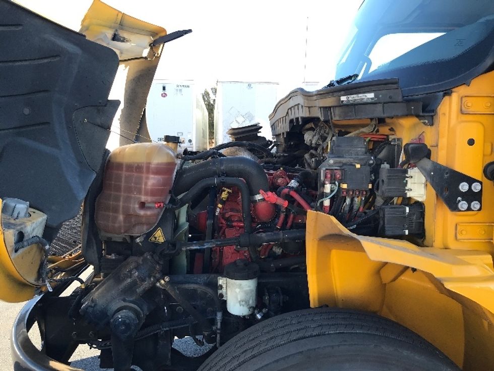 Medium Duty Box Truck-Light and Medium Duty Trucks-International-2021-MV607-Greeley-CO-218,917\n\t\tmiles-$ 39,500 - Image 23