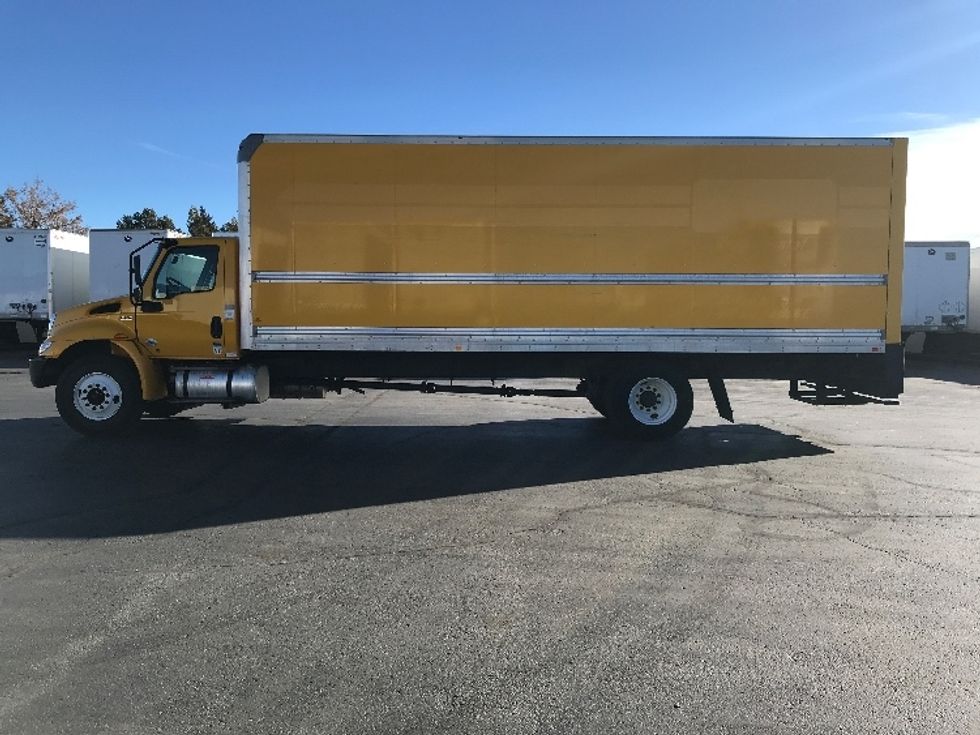 Medium Duty Box Truck-Light and Medium Duty Trucks-International-2021-MV607-Greeley-CO-218,917\n\t\tmiles-$ 39,500 - Image 4