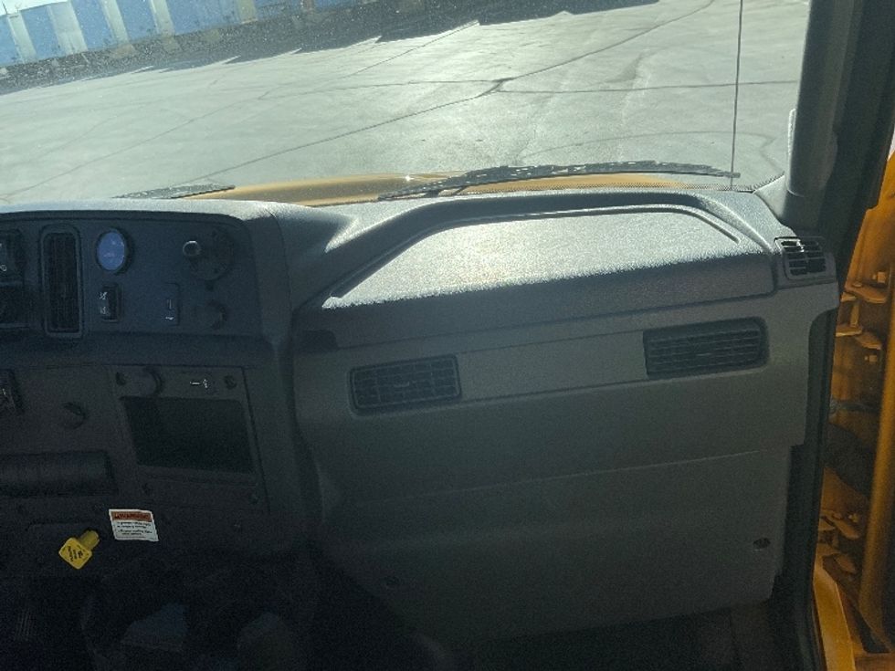 Medium Duty Box Truck-Light and Medium Duty Trucks-International-2021-MV607-Greeley-CO-232,786\n\t\tmiles-$ 37,500 - Image 20