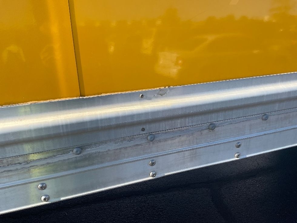 Medium Duty Box Truck-Light and Medium Duty Trucks-International-2021-MV607-Greeley-CO-232,786\n\t\tmiles-$ 37,500 - Image 28