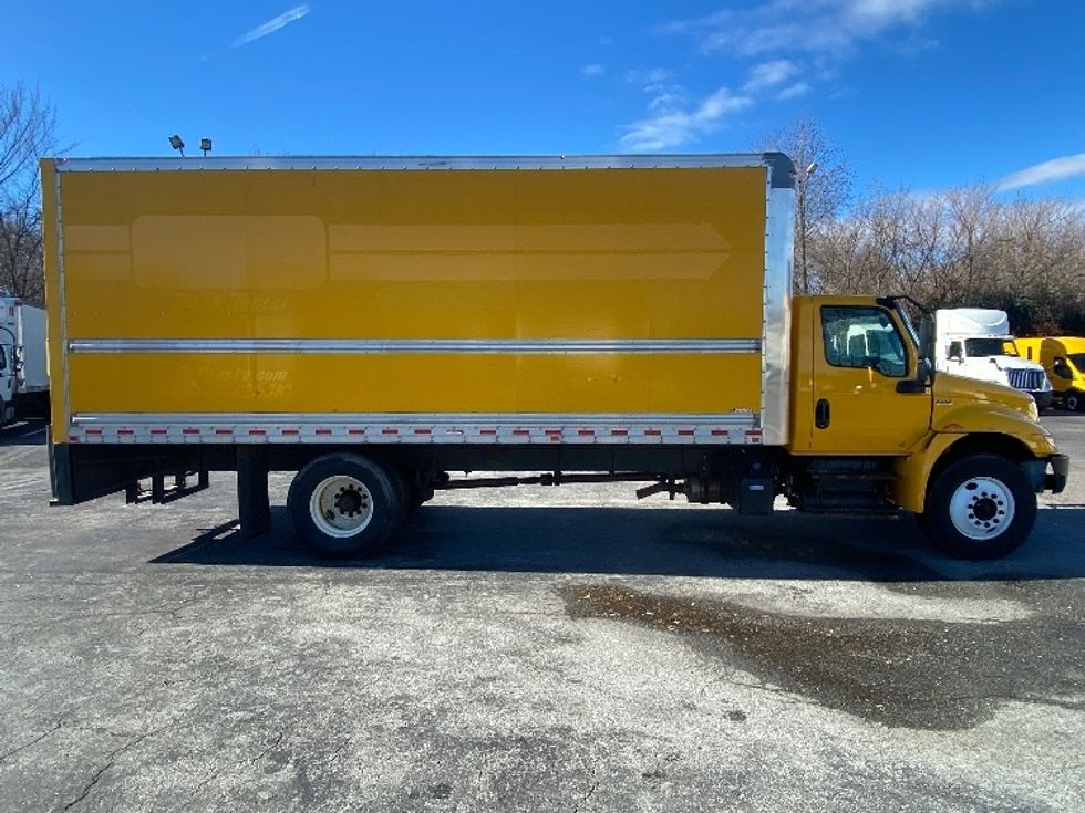 Medium Duty Box Truck-Light and Medium Duty Trucks-International-2021-MV607-Greensboro-NC-180,396\n\t\tmiles-$ 39,000 - Image 15