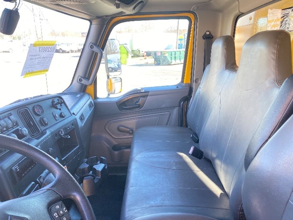 Medium Duty Box Truck-Light and Medium Duty Trucks-International-2021-MV607-Greensboro-NC-180,396\n\t\tmiles-$ 39,000 - Image 18