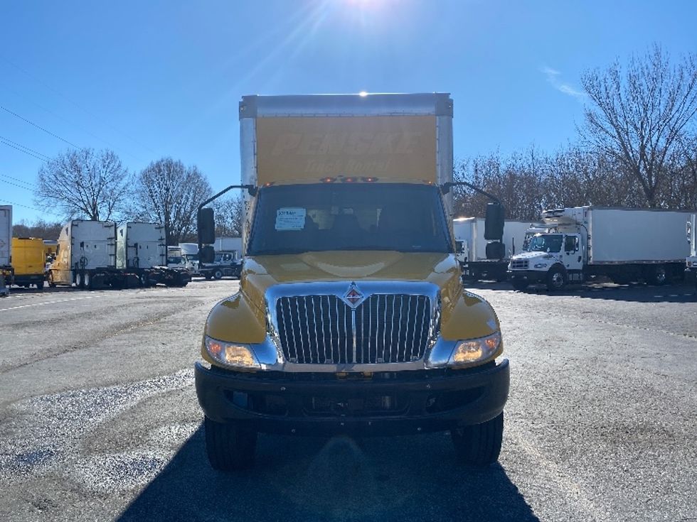 Medium Duty Box Truck-Light and Medium Duty Trucks-International-2021-MV607-Greensboro-NC-180,396\n\t\tmiles-$ 39,000 - Image 2