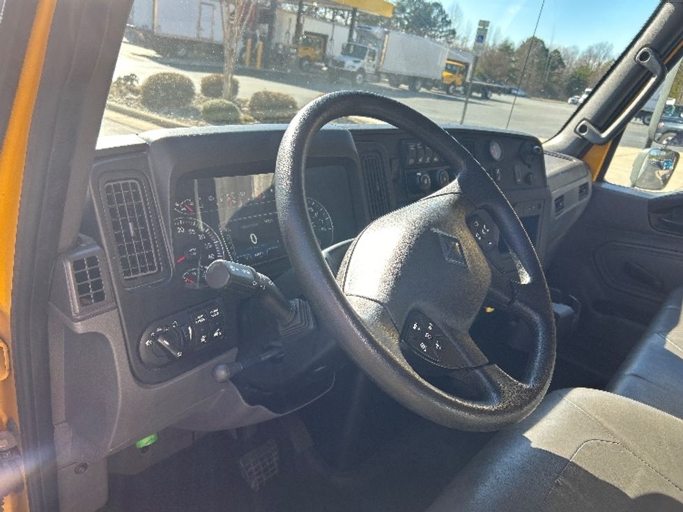 Medium Duty Box Truck-Light and Medium Duty Trucks-International-2021-MV607-Greensboro-NC-239,719\n\t\tmiles-$ 35,500 - Image 16