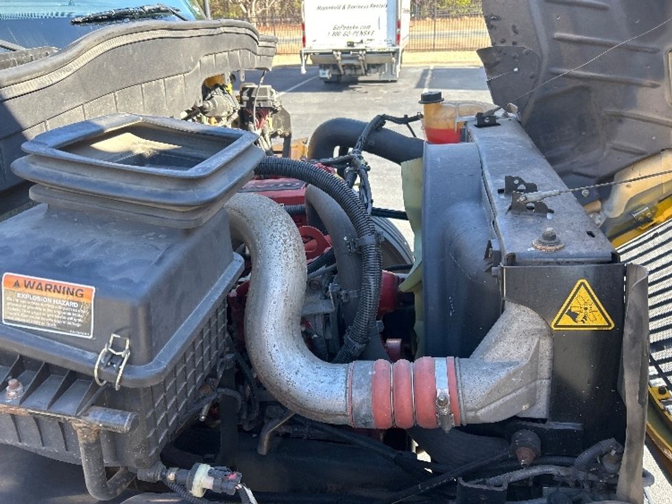 Medium Duty Box Truck-Light and Medium Duty Trucks-International-2021-MV607-Greensboro-NC-239,719\n\t\tmiles-$ 35,500 - Image 22