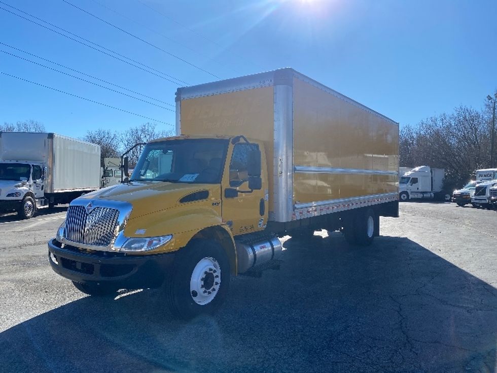 Medium Duty Box Truck-Light and Medium Duty Trucks-International-2021-MV607-Greensboro-NC-239,719\n\t\tmiles-$ 35,500 - Image 3