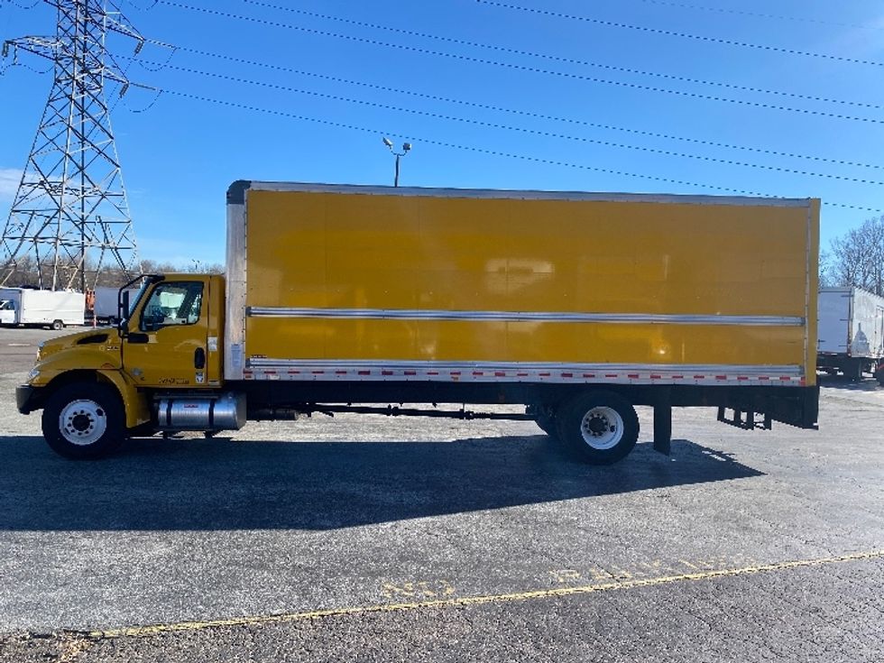 Medium Duty Box Truck-Light and Medium Duty Trucks-International-2021-MV607-Greensboro-NC-239,719\n\t\tmiles-$ 35,500 - Image 4