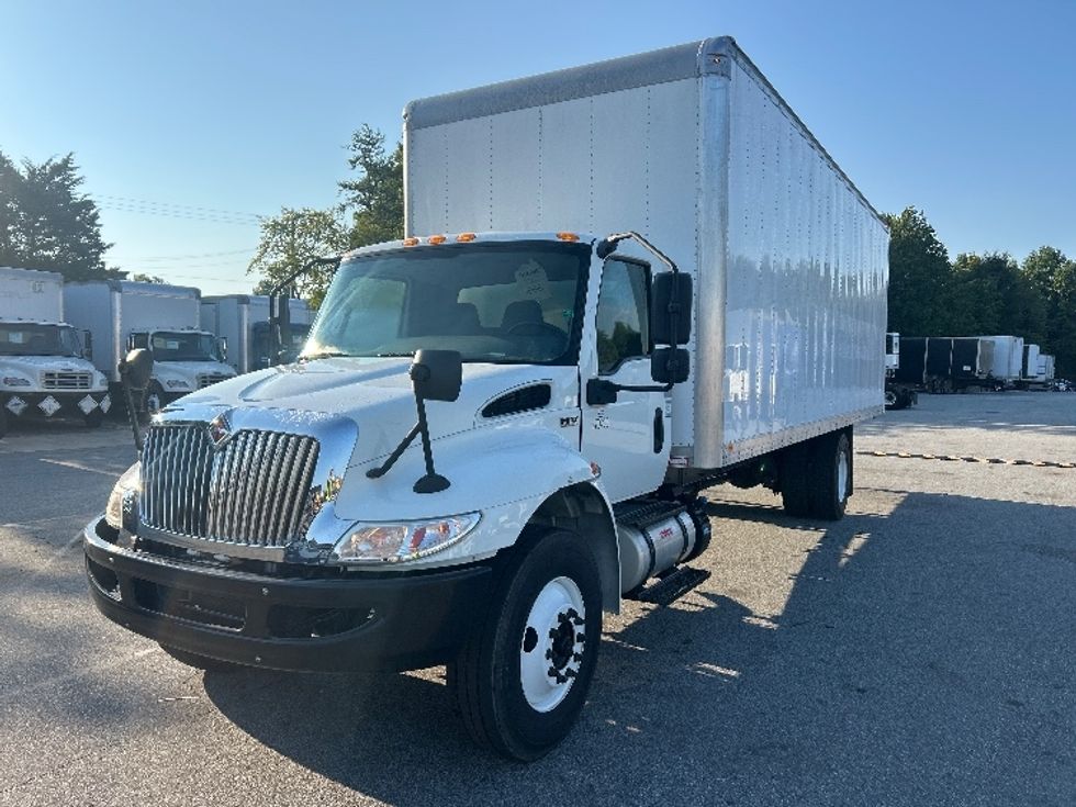 Medium Duty Box Truck-Light and Medium Duty Trucks-International-2021-MV607-Greensboro-NC-40,265\n\t\tmiles-$ 74,250 - Image 1