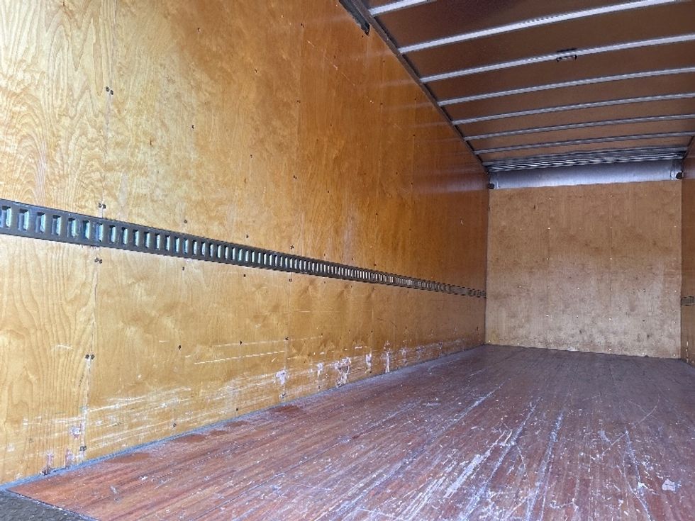Medium Duty Box Truck-Light and Medium Duty Trucks-International-2021-MV607-Greensboro-NC-40,265\n\t\tmiles-$ 74,250 - Image 10