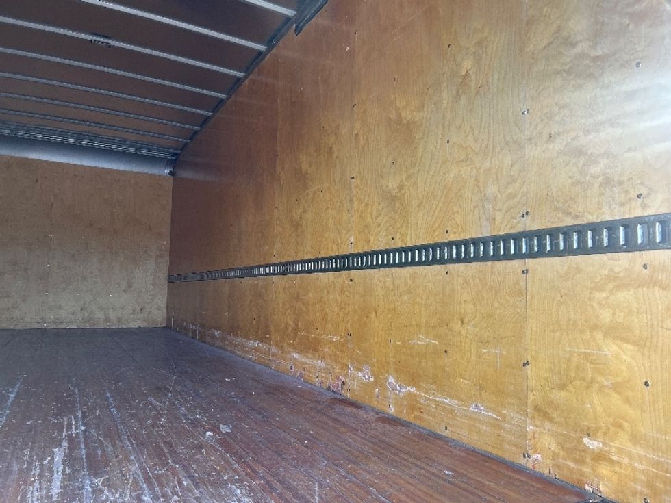 Medium Duty Box Truck-Light and Medium Duty Trucks-International-2021-MV607-Greensboro-NC-40,265\n\t\tmiles-$ 74,250 - Image 11