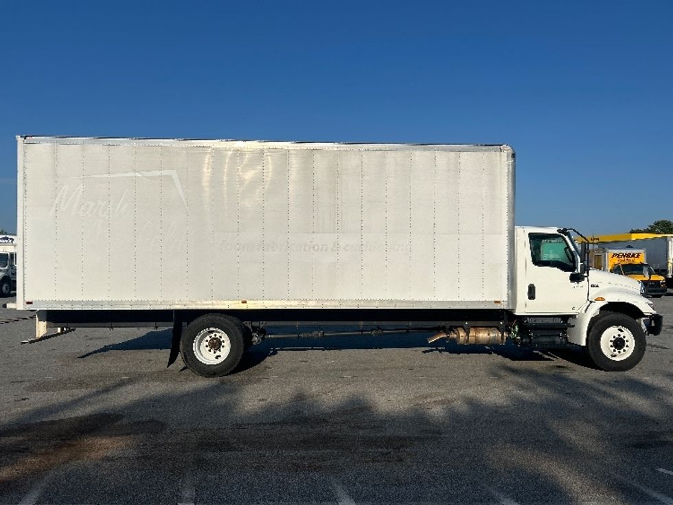 Medium Duty Box Truck-Light and Medium Duty Trucks-International-2021-MV607-Greensboro-NC-40,265\n\t\tmiles-$ 74,250 - Image 14