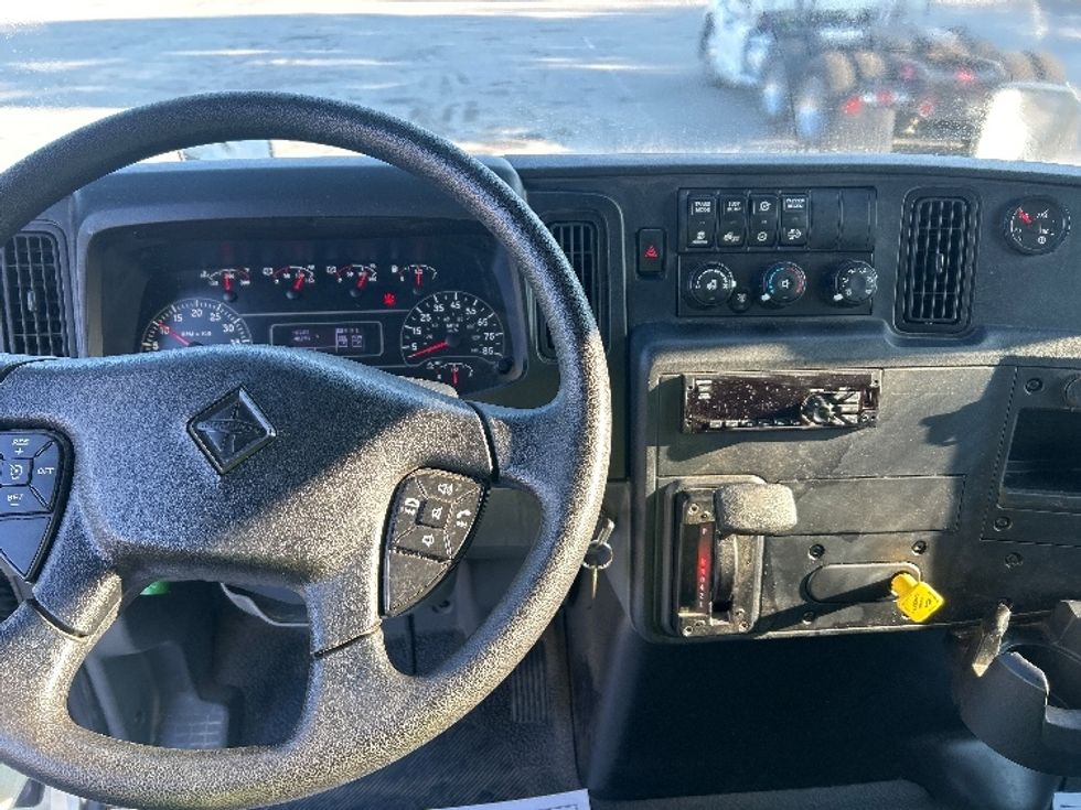 Medium Duty Box Truck-Light and Medium Duty Trucks-International-2021-MV607-Greensboro-NC-40,265\n\t\tmiles-$ 74,250 - Image 17