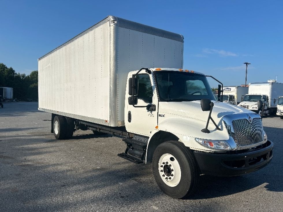 Medium Duty Box Truck-Light and Medium Duty Trucks-International-2021-MV607-Greensboro-NC-40,265\n\t\tmiles-$ 74,250 - Image 3