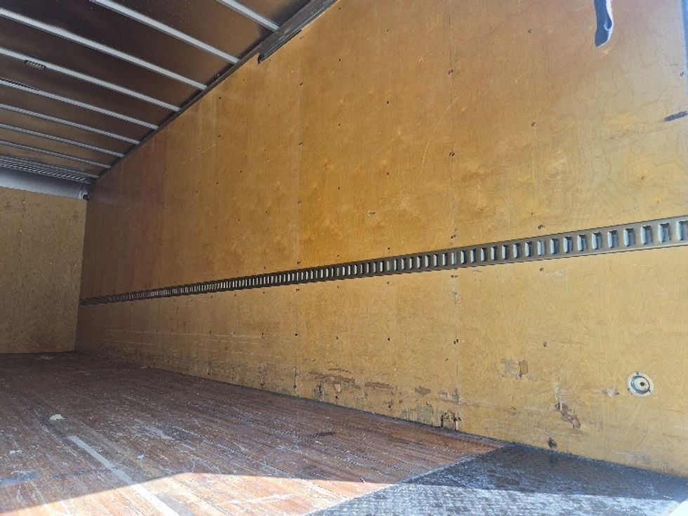 Medium Duty Box Truck-Light and Medium Duty Trucks-International-2021-MV607-Greensboro-NC-40,416\n\t\tmiles-$ 71,250 - Image 11