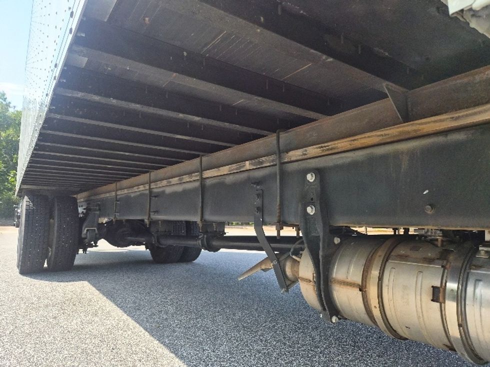 Medium Duty Box Truck-Light and Medium Duty Trucks-International-2021-MV607-Greensboro-NC-40,416\n\t\tmiles-$ 71,250 - Image 13