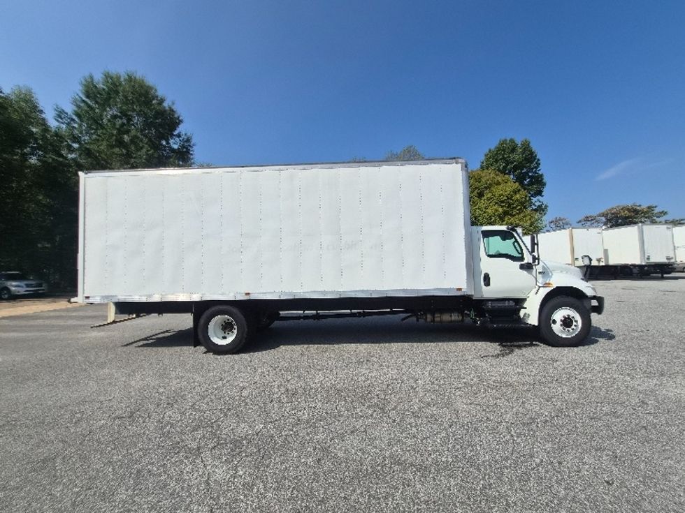 Medium Duty Box Truck-Light and Medium Duty Trucks-International-2021-MV607-Greensboro-NC-40,416\n\t\tmiles-$ 71,250 - Image 14