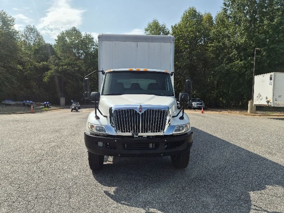 Medium Duty Box Truck-Light and Medium Duty Trucks-International-2021-MV607-Greensboro-NC-40,416\n\t\tmiles-$ 71,250 - Image 2