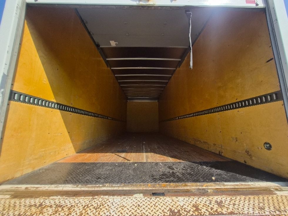 Medium Duty Box Truck-Light and Medium Duty Trucks-International-2021-MV607-Greensboro-NC-40,416\n\t\tmiles-$ 71,250 - Image 8