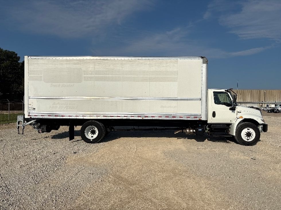 Medium Duty Box Truck-Light and Medium Duty Trucks-International-2021-MV607-Hammond-LA-123,799\n\t\tmiles-$ 69,250 - Image 15