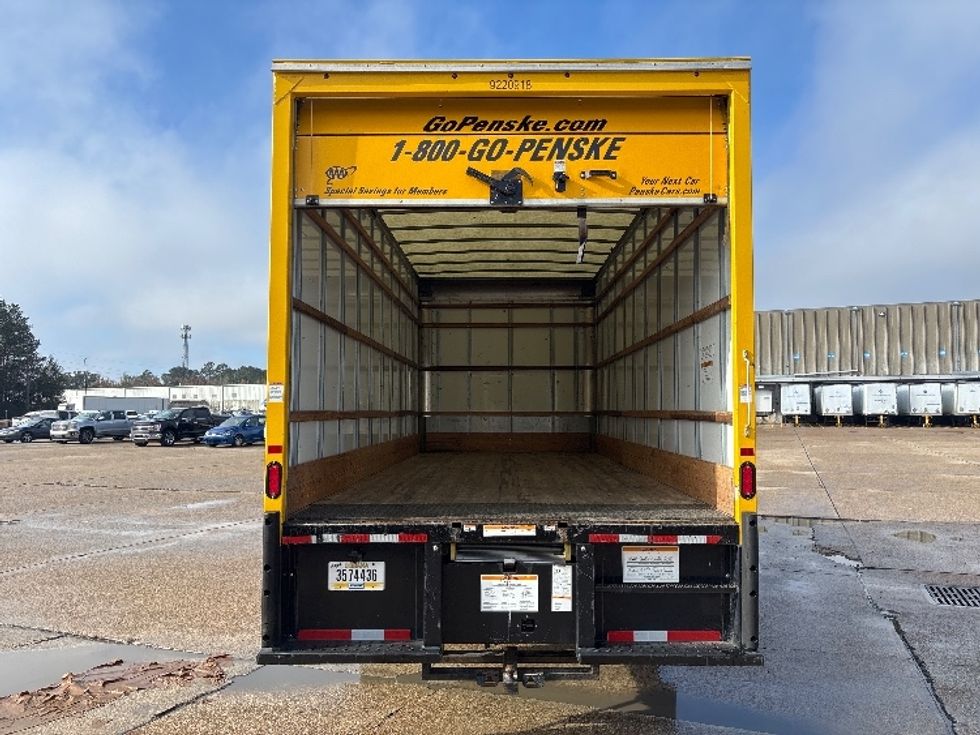 Medium Duty Box Truck-Light and Medium Duty Trucks-International-2021-MV607-Hammond-LA-147,660\n\t\tmiles-$ 44,000 - Image 8