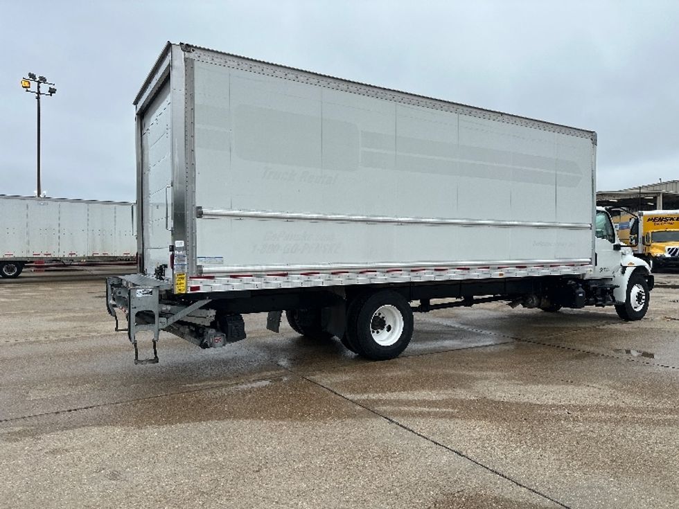 Medium Duty Box Truck-Light and Medium Duty Trucks-International-2021-MV607-Hammond-LA-149,360\n\t\tmiles-$ 60,250 - Image 13