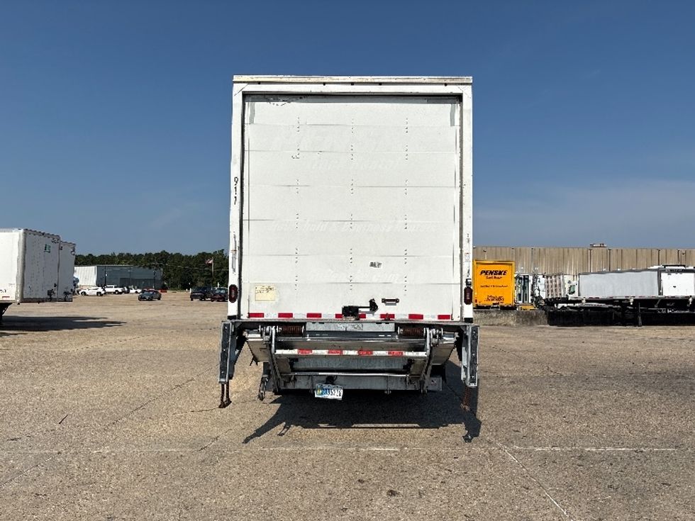 Medium Duty Box Truck-Light and Medium Duty Trucks-International-2021-MV607-Hammond-LA-166,797\n\t\tmiles-$ 62,250 - Image 7