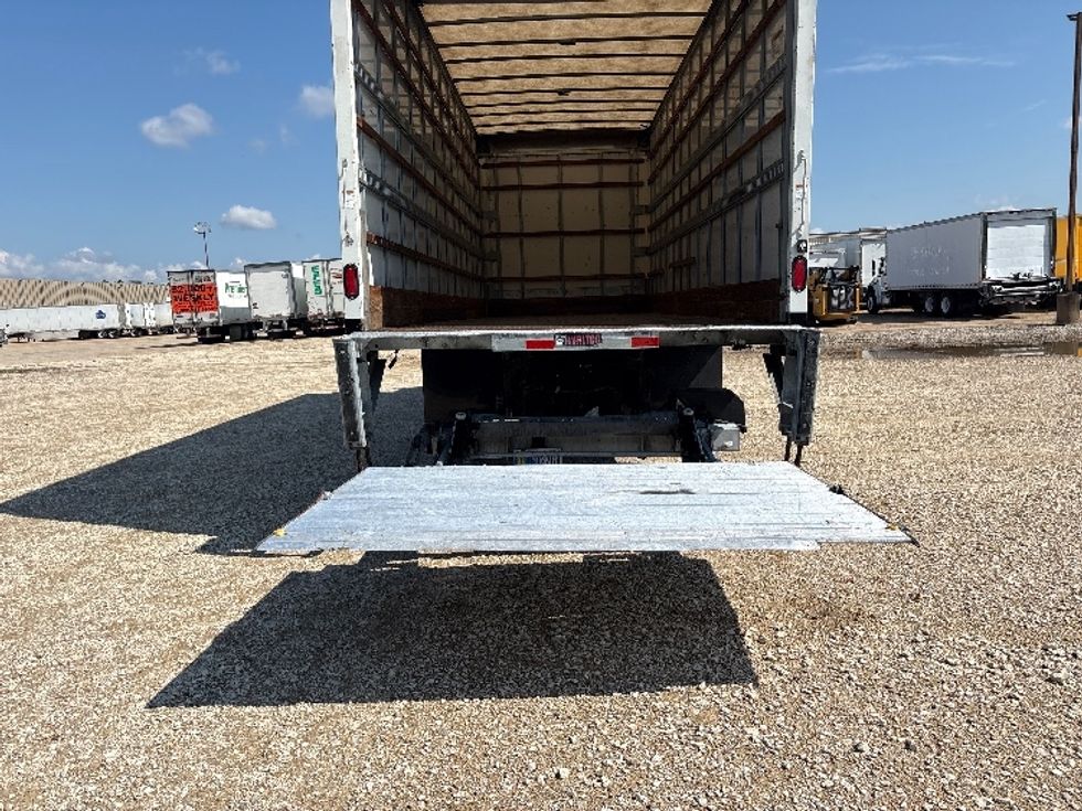 Medium Duty Box Truck-Light and Medium Duty Trucks-International-2021-MV607-Hammond-LA-168,346\n\t\tmiles-$ 62,000 - Image 9