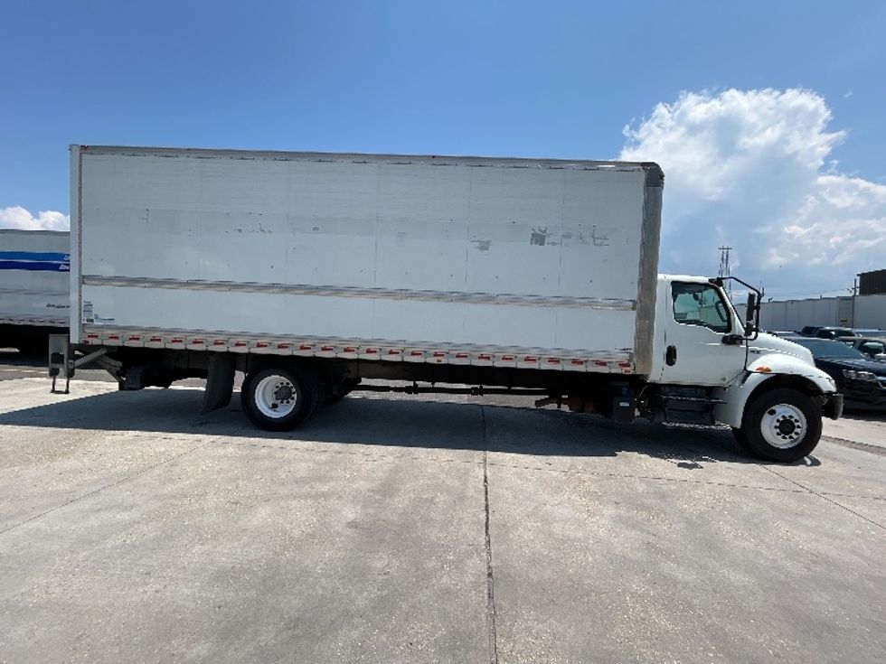 Medium Duty Box Truck-Light and Medium Duty Trucks-International-2021-MV607-Hammond-LA-213,262\n\t\tmiles-$ 47,250 - Image 15