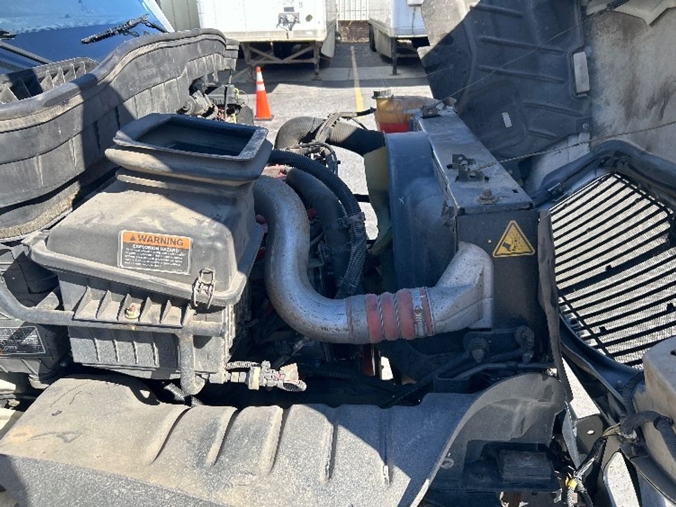 Medium Duty Box Truck-Light and Medium Duty Trucks-International-2021-MV607-Hammond-LA-220,234\n\t\tmiles-$ 46,500 - Image 23