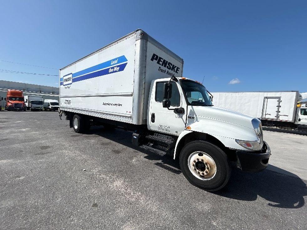 Medium Duty Box Truck-Light and Medium Duty Trucks-International-2021-MV607-Hammond-LA-224,181\n\t\tmiles-$ 46,000 - Image 1